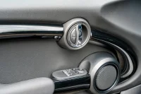 Mini Cooper SE SE 0.0 75kW thumbnail