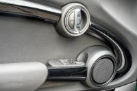Mini Cooper SE SE 0.0 75kW thumbnail