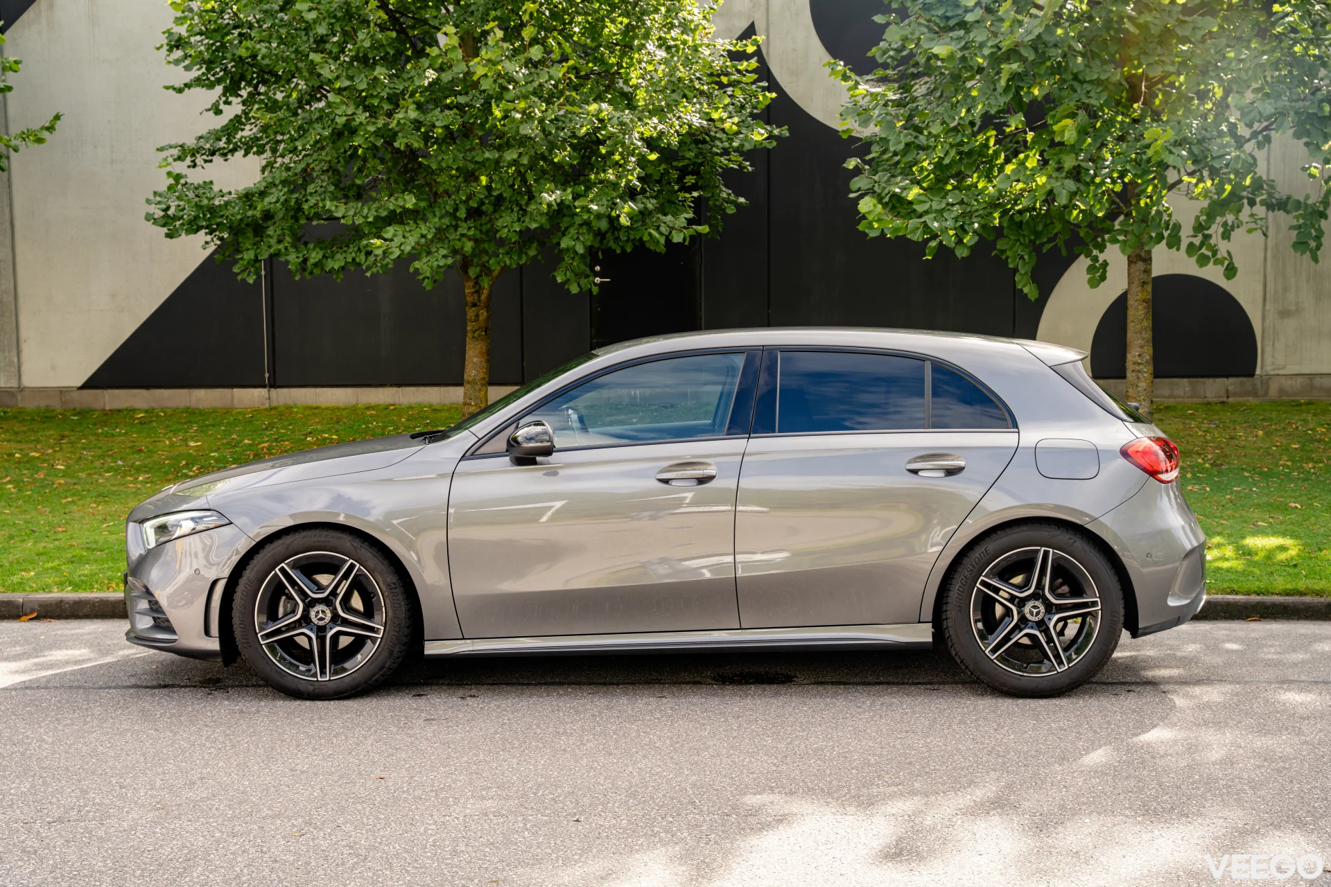 Mercedes-Benz A180 1.3 100kW
