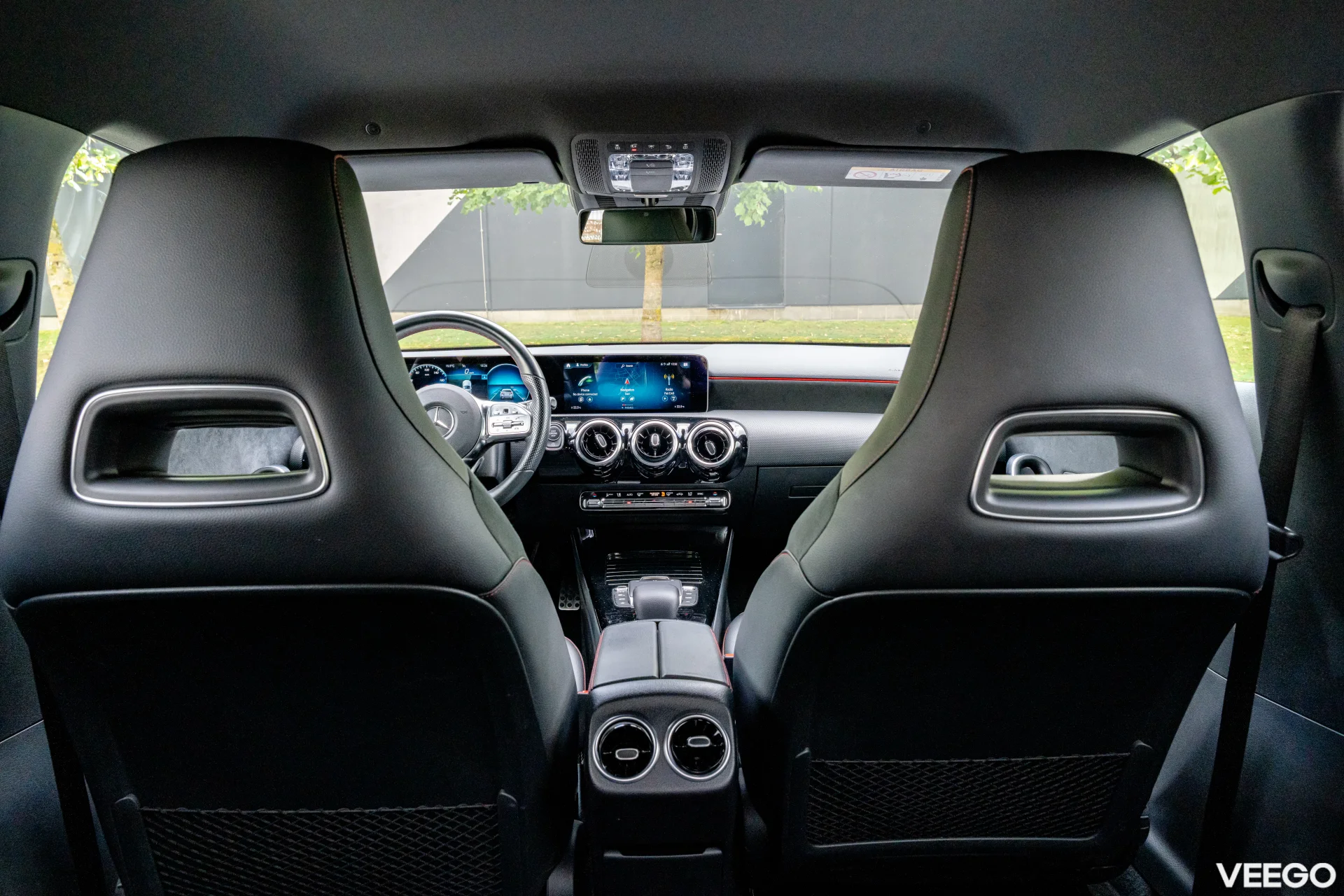 Mercedes-Benz A180 1.3 100kW