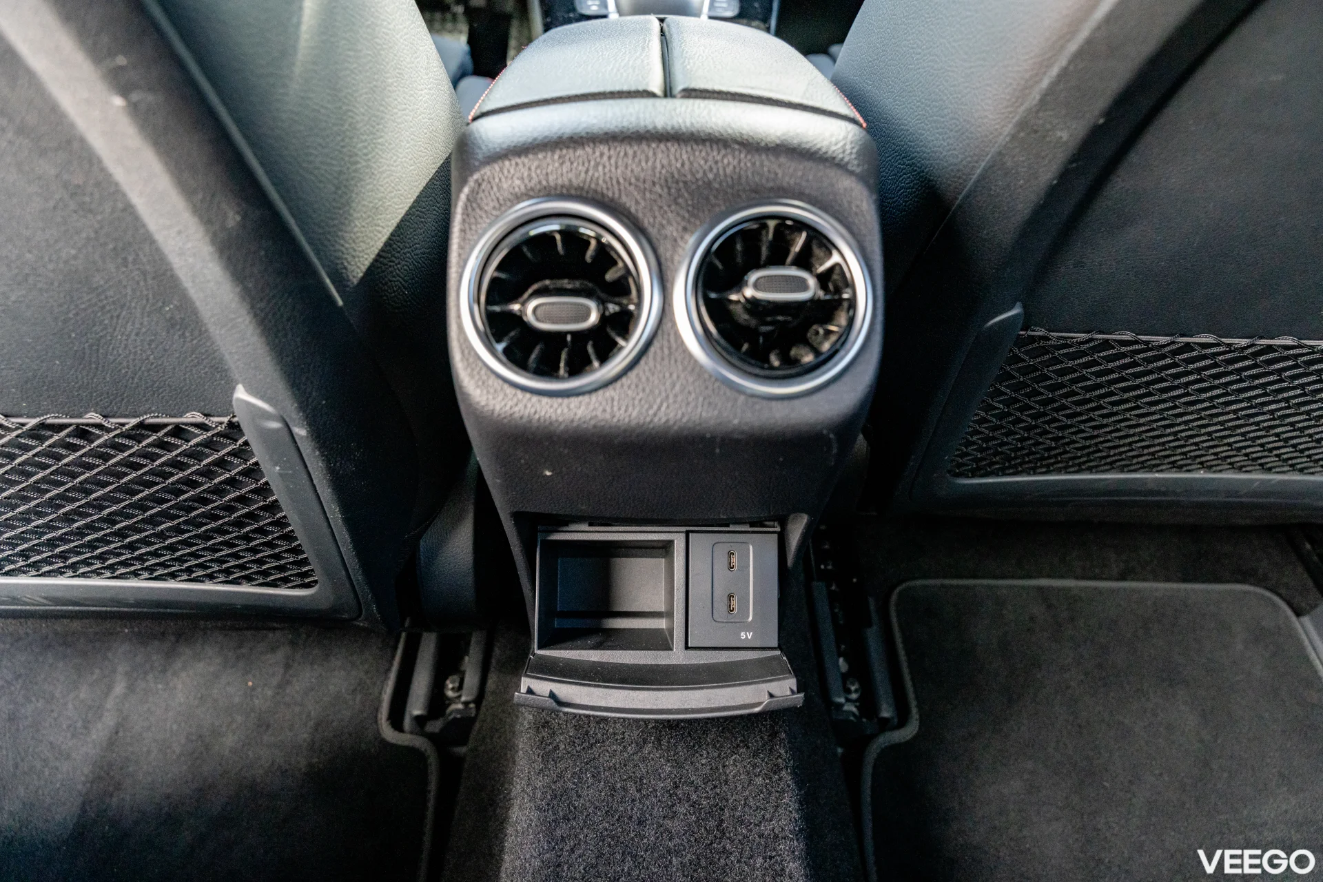 Mercedes-Benz A180 1.3 100kW