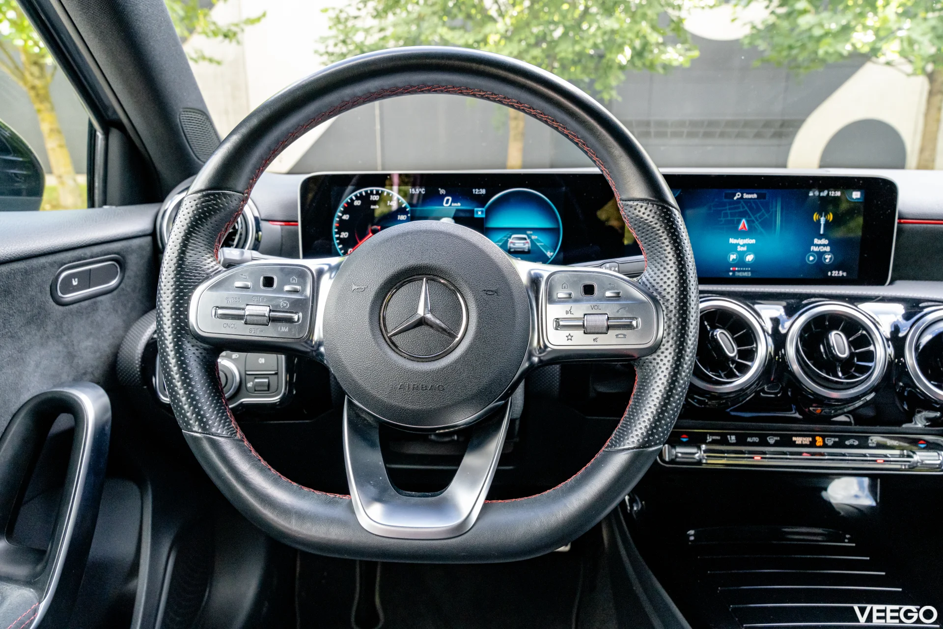 Mercedes-Benz A180 1.3 100kW