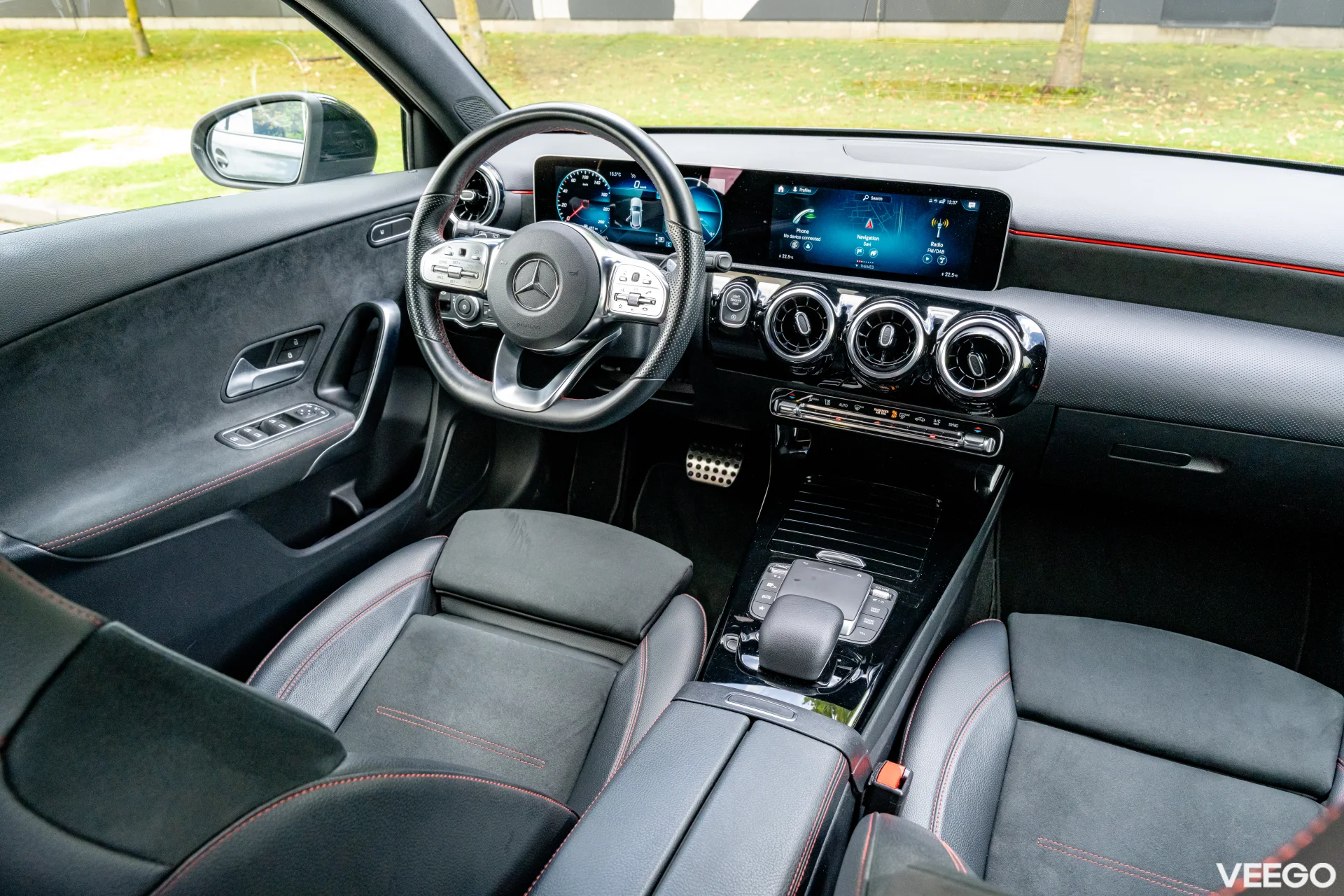 Mercedes-Benz A180 1.3 100kW