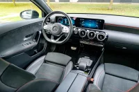 Mercedes-Benz A180 1.3 100kW thumbnail