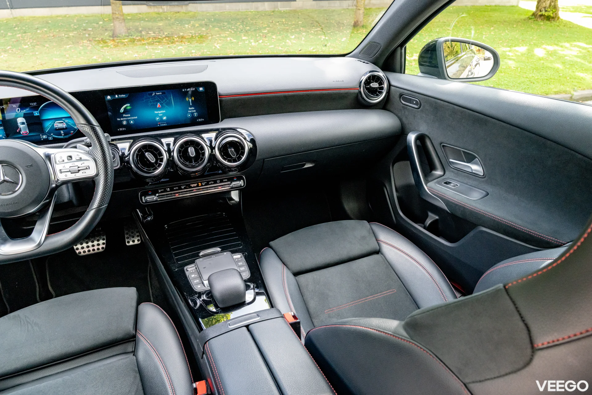 Mercedes-Benz A180 1.3 100kW