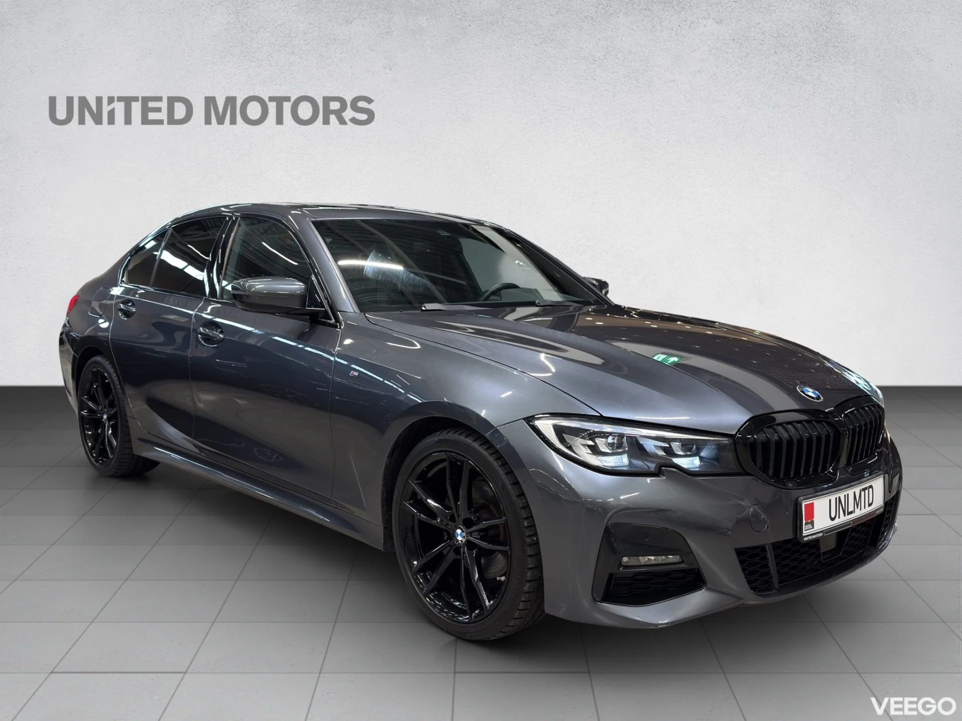 BMW 320 M-Sportpakett 140kW