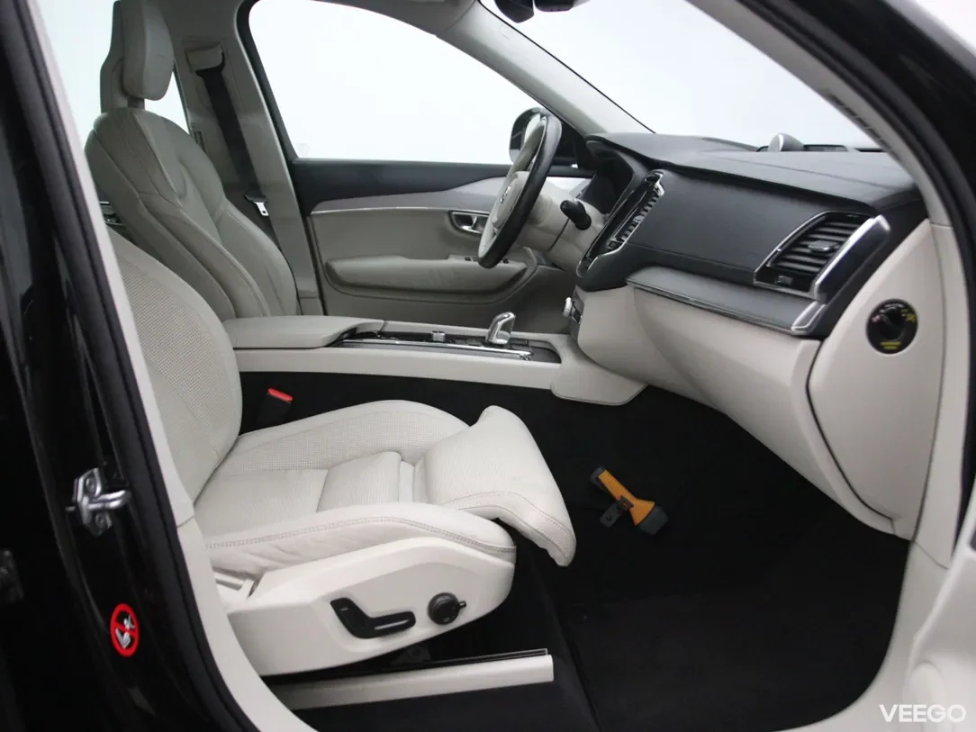 Volvo XC90 2 299kW