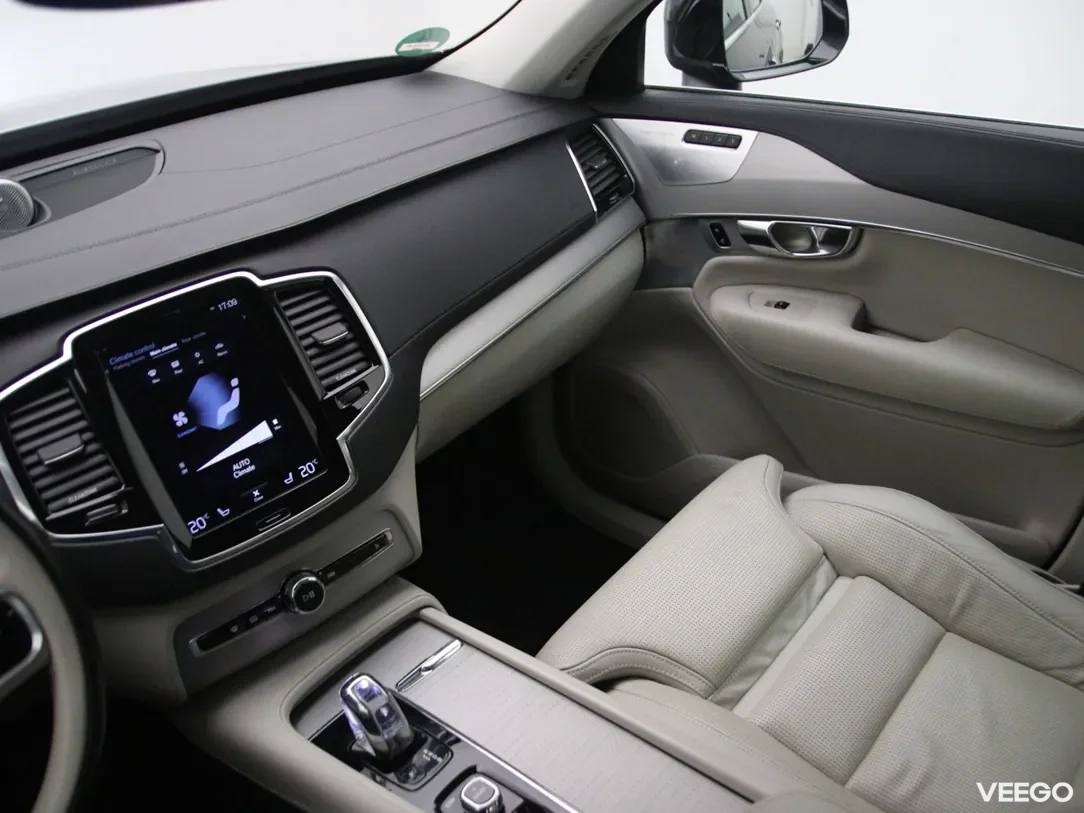 Volvo XC90 2 299kW