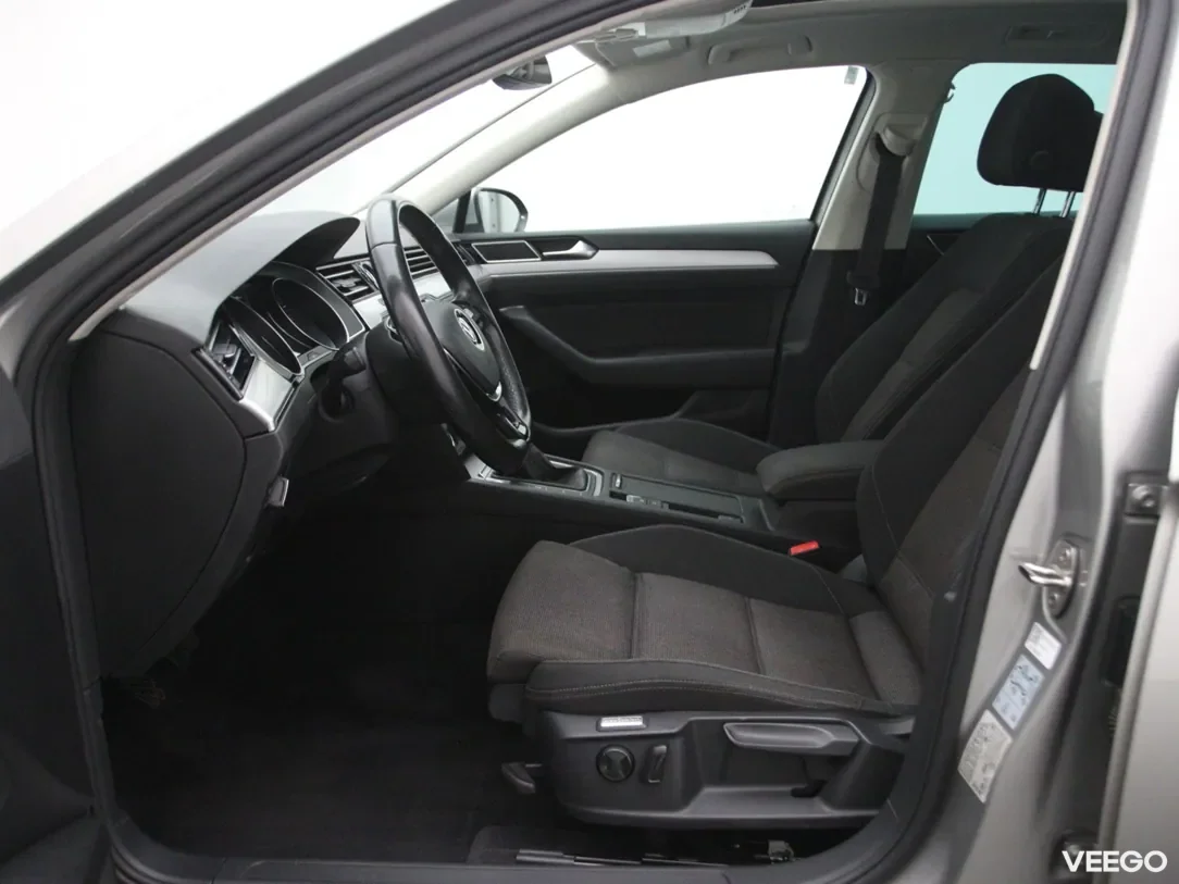 Volkswagen Passat 1.6 88kW