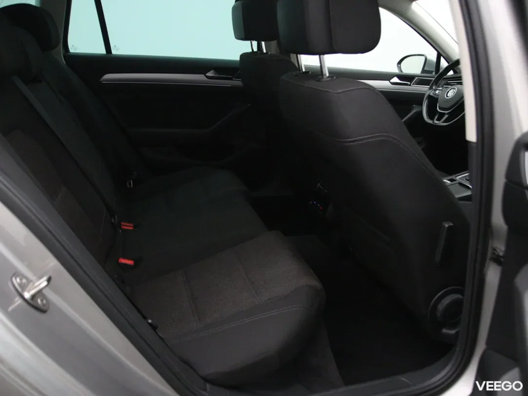 Volkswagen Passat 1.6 88kW