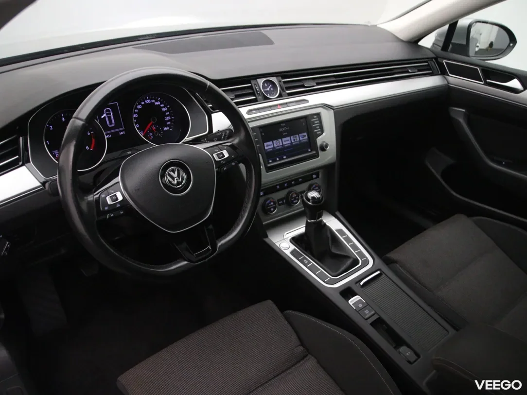 Volkswagen Passat 1.6 88kW