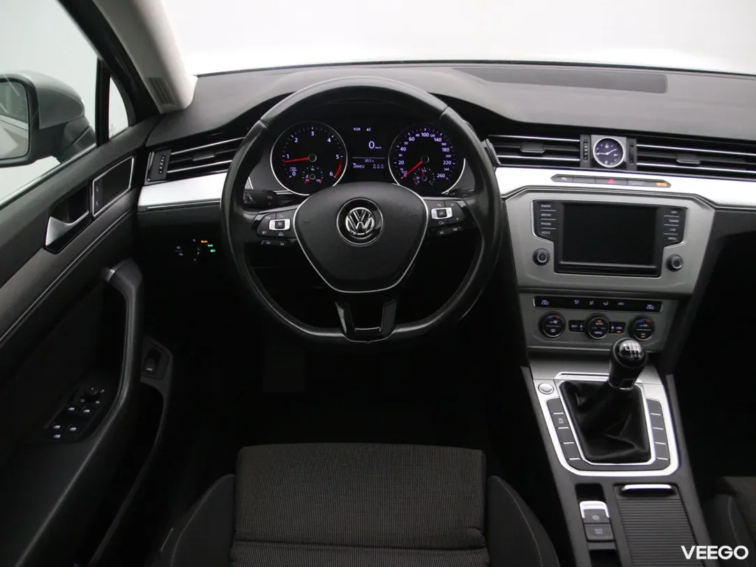 Volkswagen Passat 1.6 88kW