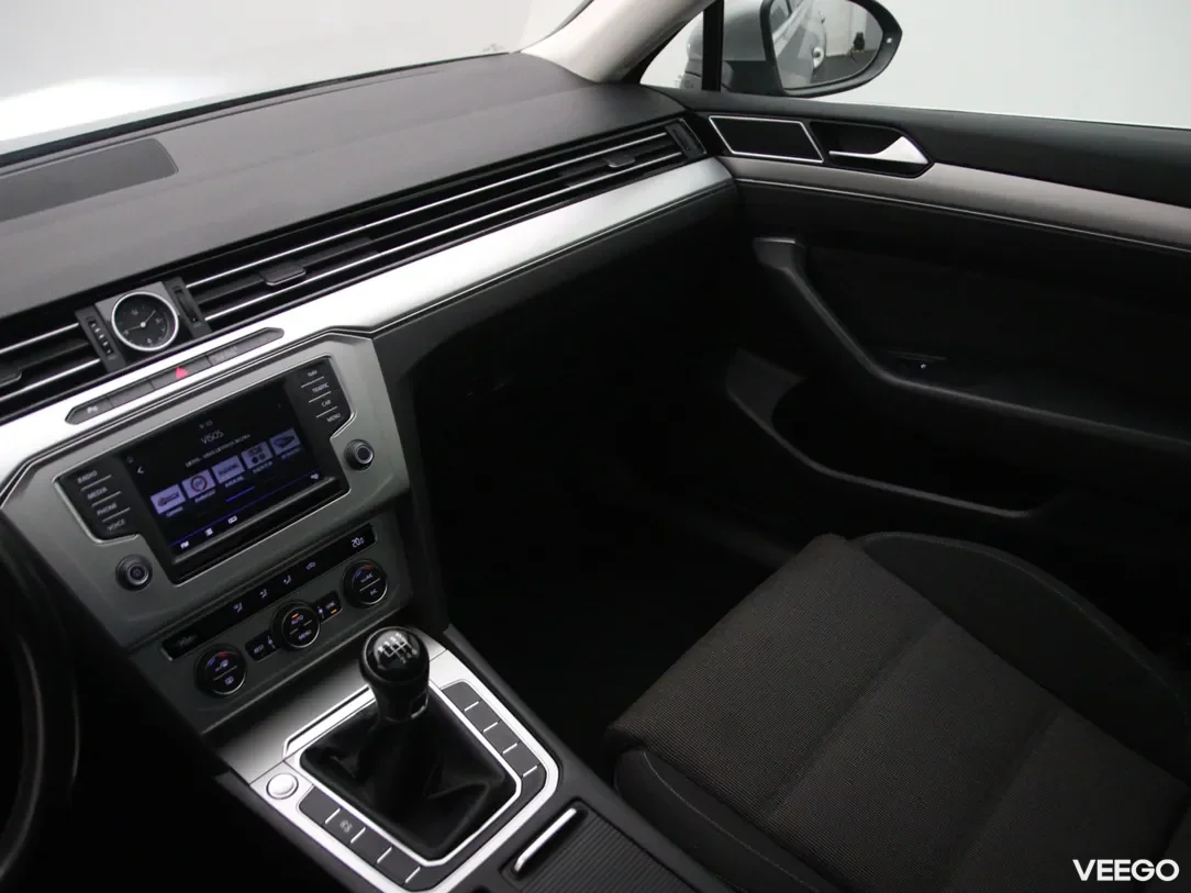 Volkswagen Passat 1.6 88kW