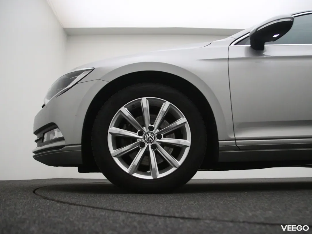 Volkswagen Passat 1.6 88kW