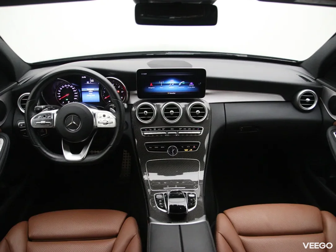 Mercedes-Benz C220 2 143kW