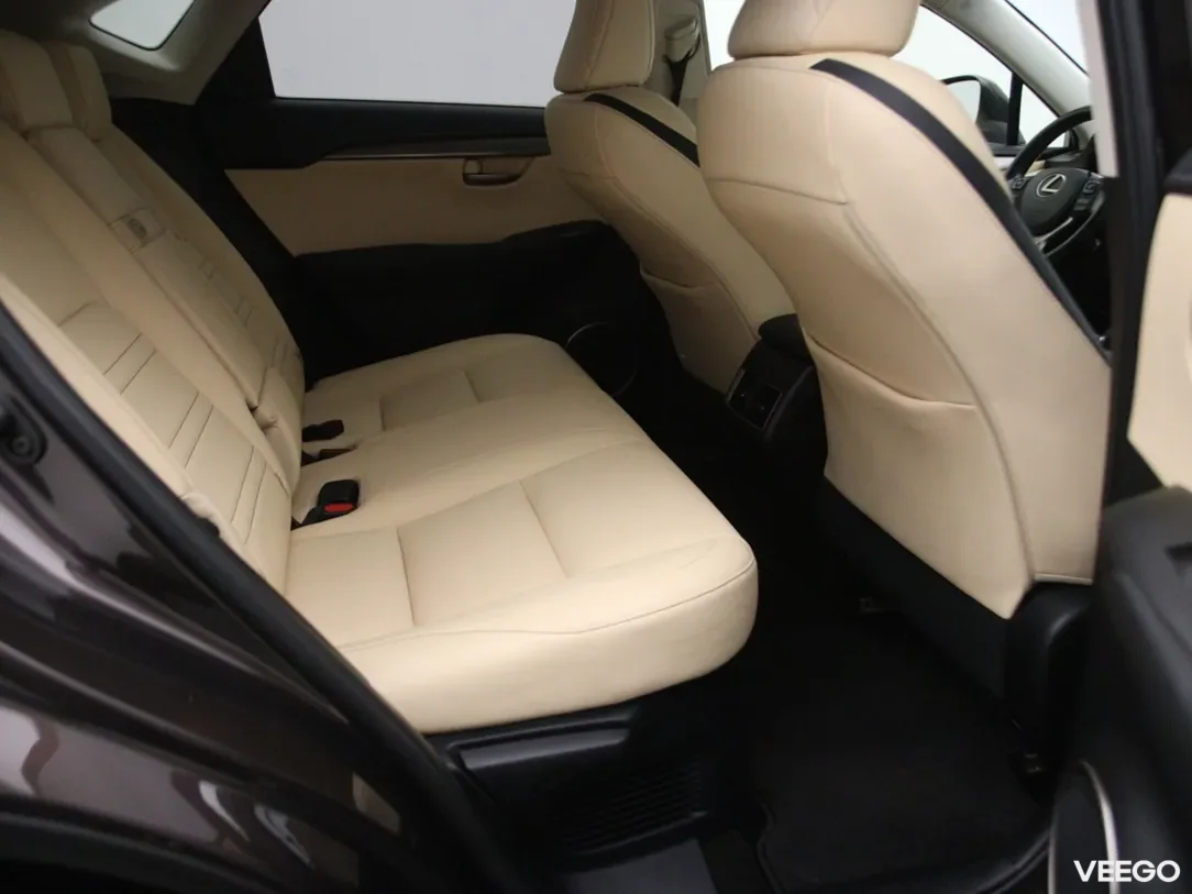 Lexus NX 2.5 145kW