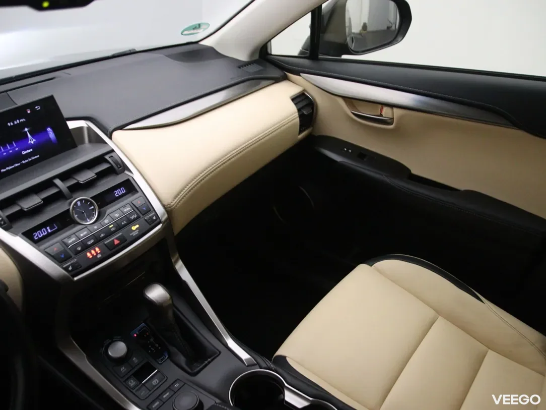 Lexus NX 2.5 145kW
