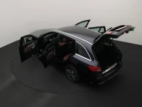 Mercedes-Benz C220 2 143kW thumbnail