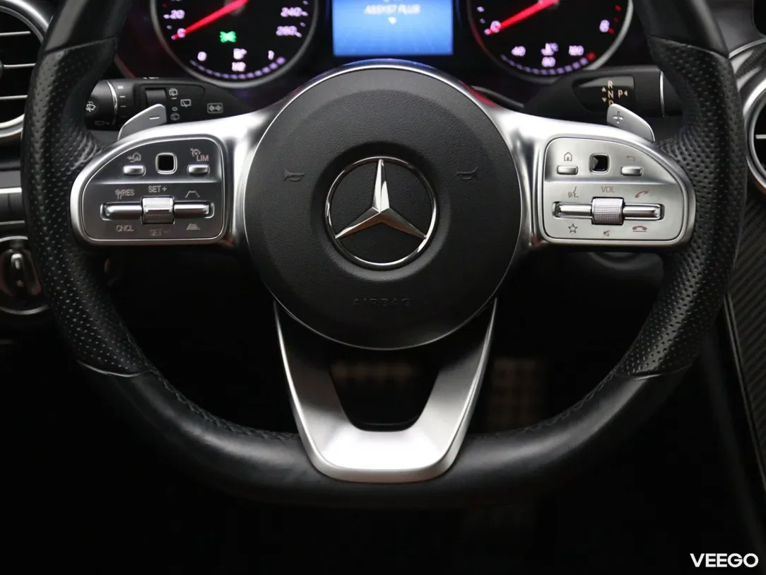 Mercedes-Benz C220 2 143kW