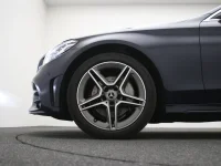 Mercedes-Benz C220 2 143kW thumbnail