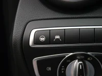Mercedes-Benz C220 2 143kW thumbnail