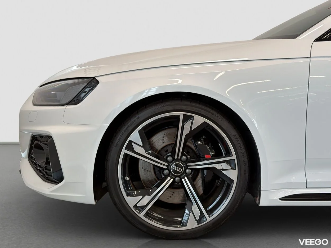 Audi RS 4 331kW