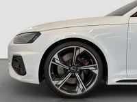 Audi RS 4 331kW thumbnail