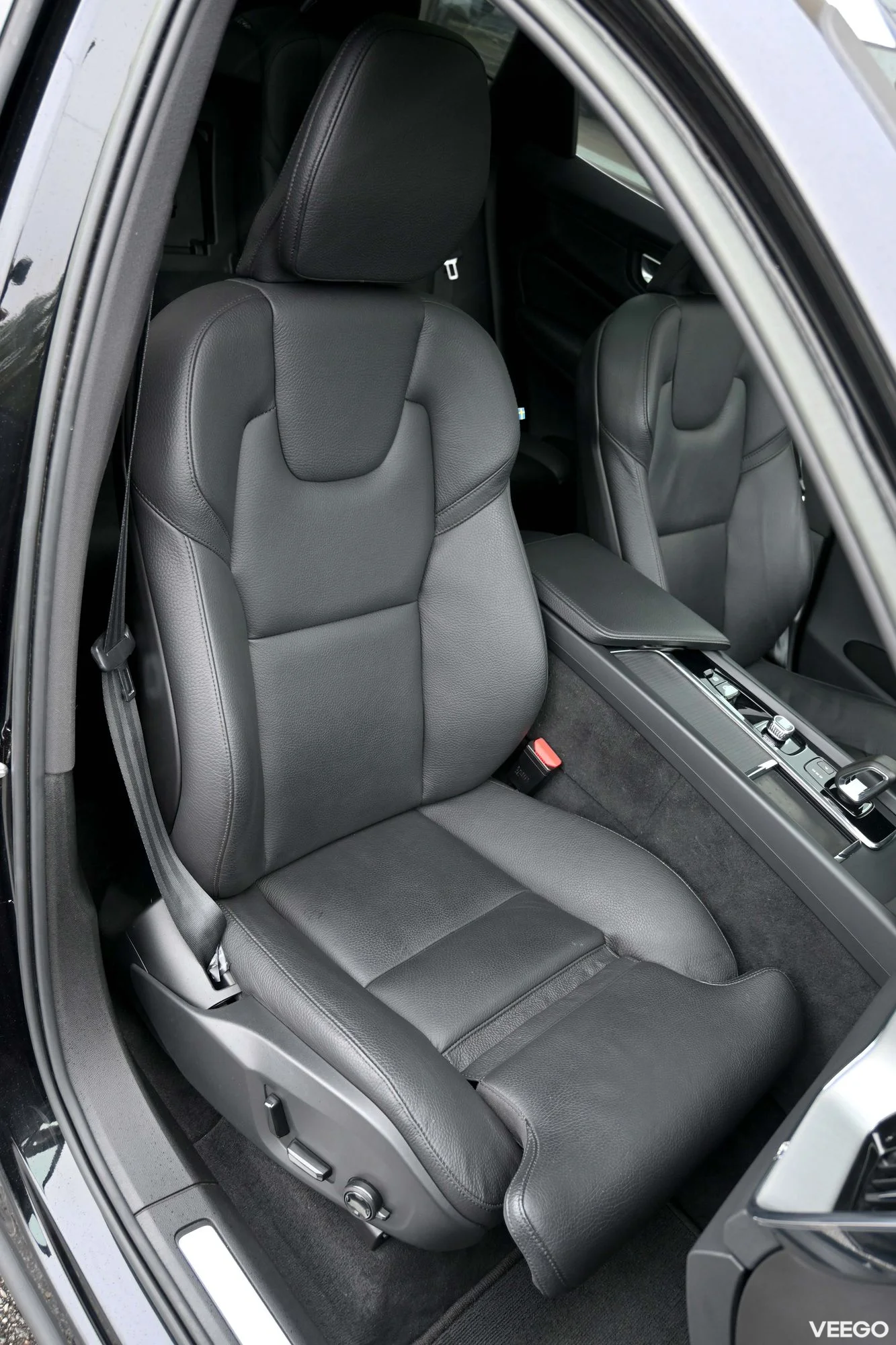 Volvo XC60 AWD BRIGHT PLUS INTELLI SAFE MY22 2 293kW