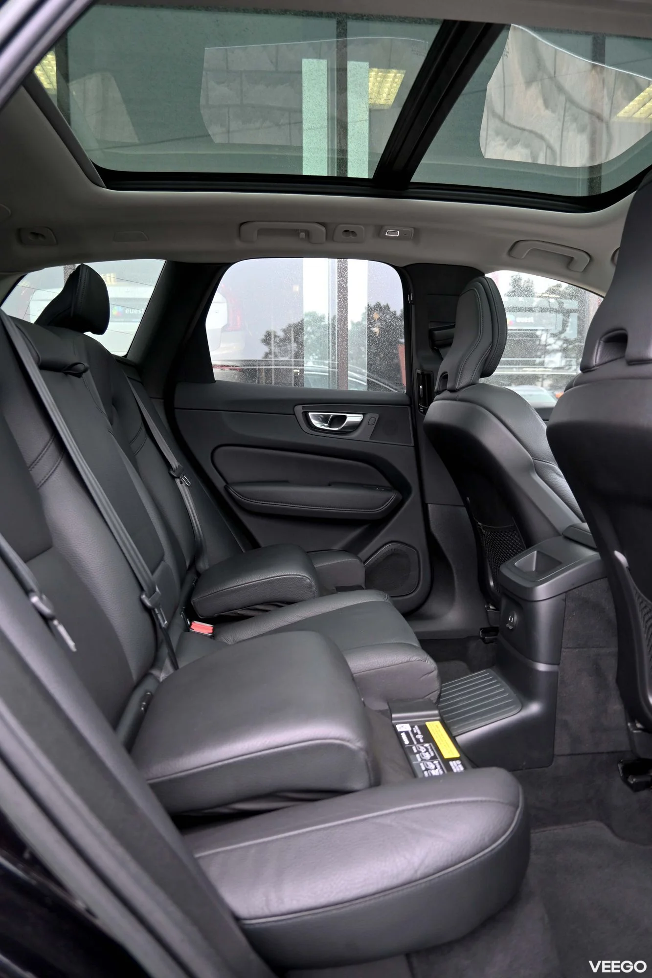 Volvo XC60 AWD BRIGHT PLUS INTELLI SAFE MY22 2 293kW