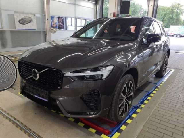 Image of Volvo XC60 2.0 B5 Mild-Hybrid Ultra Dark AWD 2 184kW