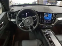 Volvo XC60 2.0 B5 Mild-Hybrid Ultra Dark AWD 2 184kW thumbnail