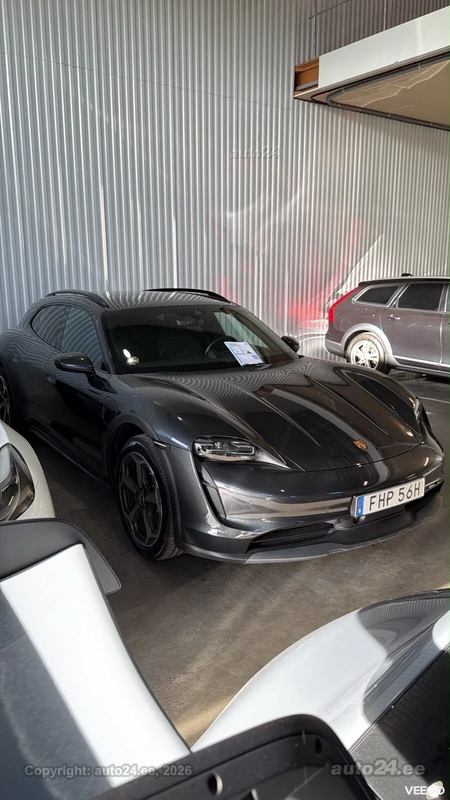 Porsche Taycan Cross 4 Cross 350kW