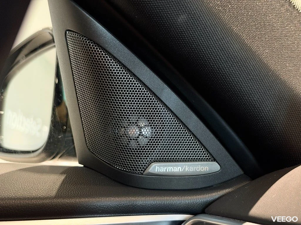 BMW i4 eDrive40 M Sport Glastaklucka Adpt Farth Drag H/K 19" 0kW