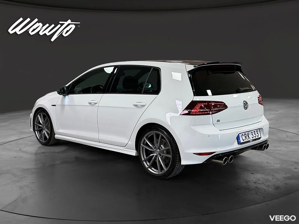 Volkswagen Golf R 2.0 TSI 4M Manuell 300HK /DCC /Sv-Såld 221kW