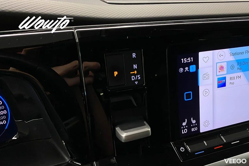 Volkswagen Multivan eHybrid DSG 218HK / Style / Lång / Moms 160kW