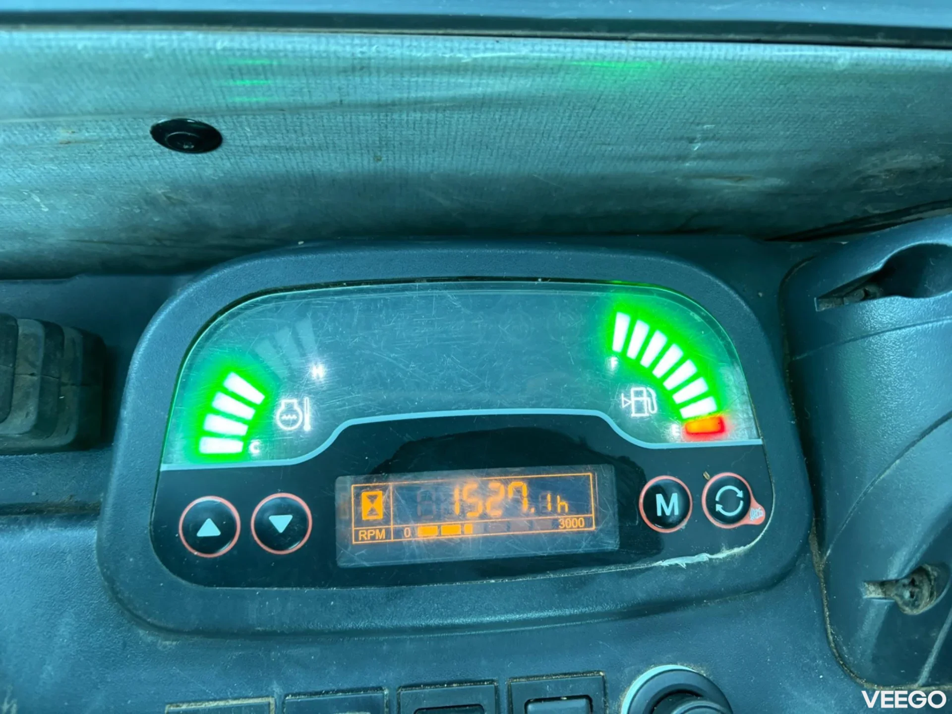 New Holland E37C + Quick Coupler + 2 BUCKETS + 1527h 18kW