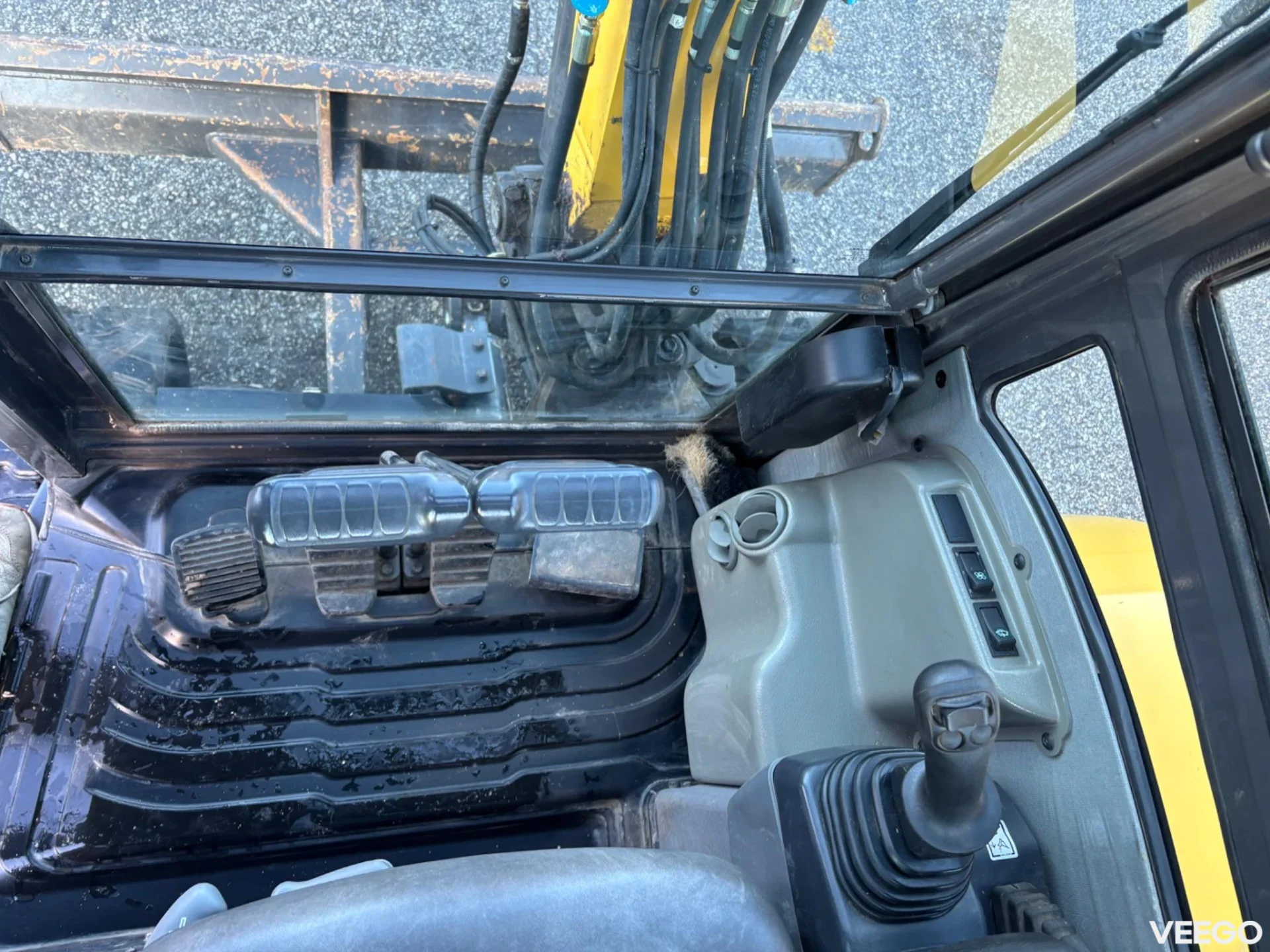 New Holland E37C + Quick Coupler + 2 BUCKETS + 1527h 18kW