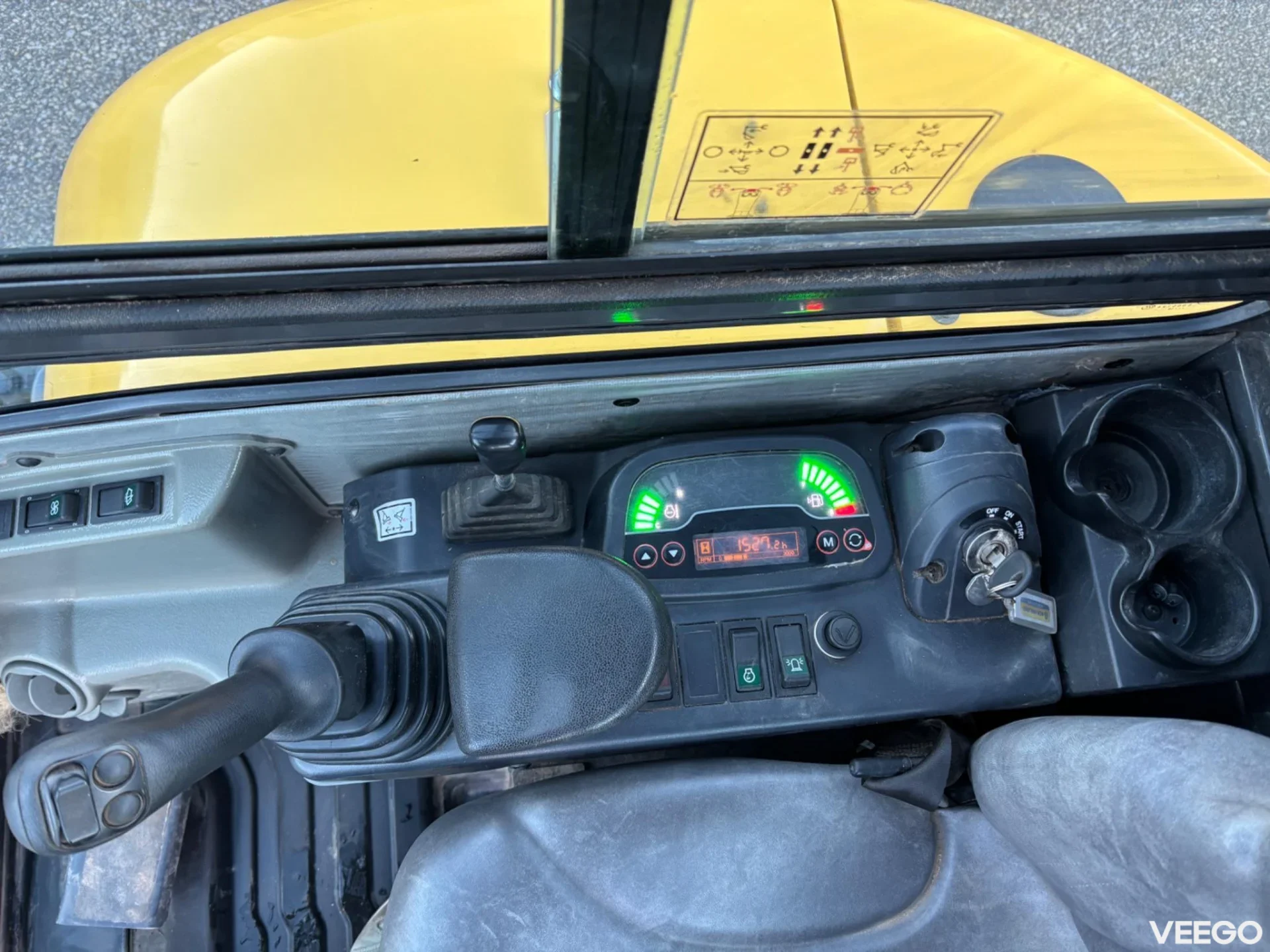 New Holland E37C + Quick Coupler + 2 BUCKETS + 1527h 18kW