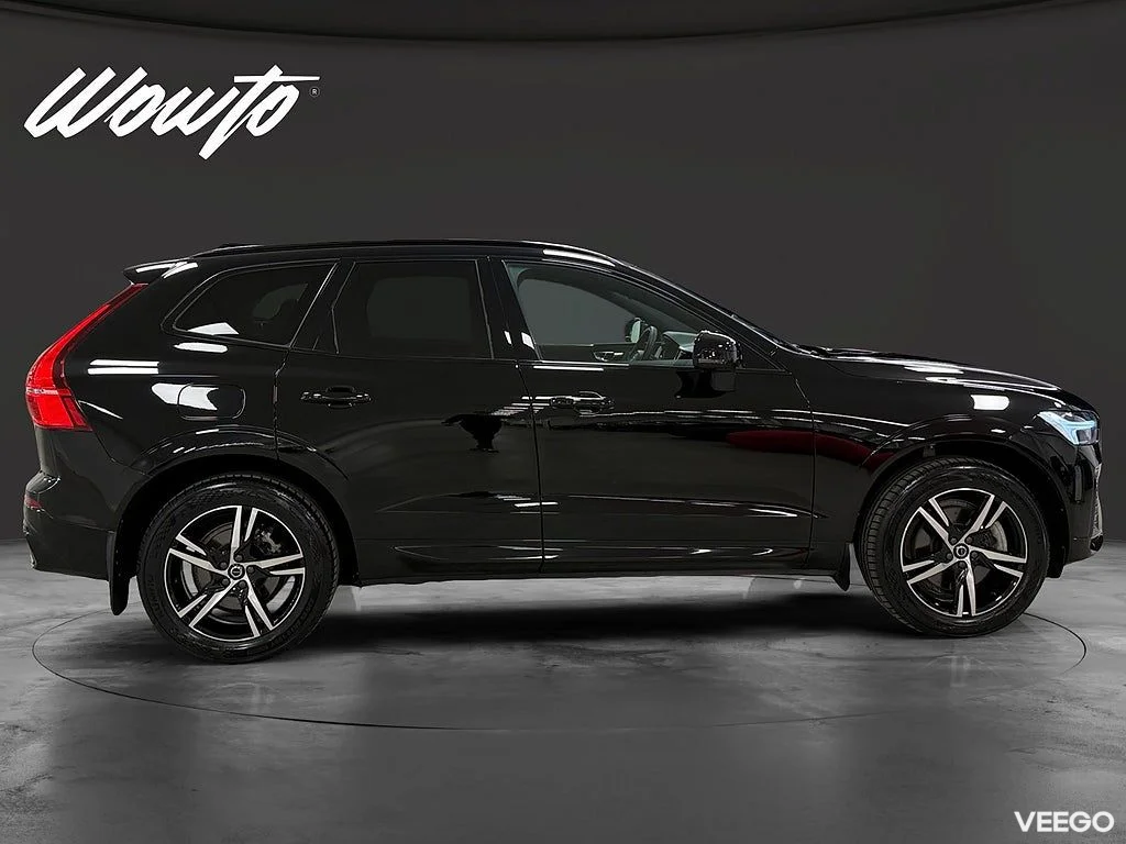 Volvo XC60 Recharge T6 AWD 350HK R-Design /Pano /Drag 257kW