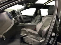Volvo XC60 Recharge T6 AWD 350HK R-Design /Pano /Drag 257kW thumbnail