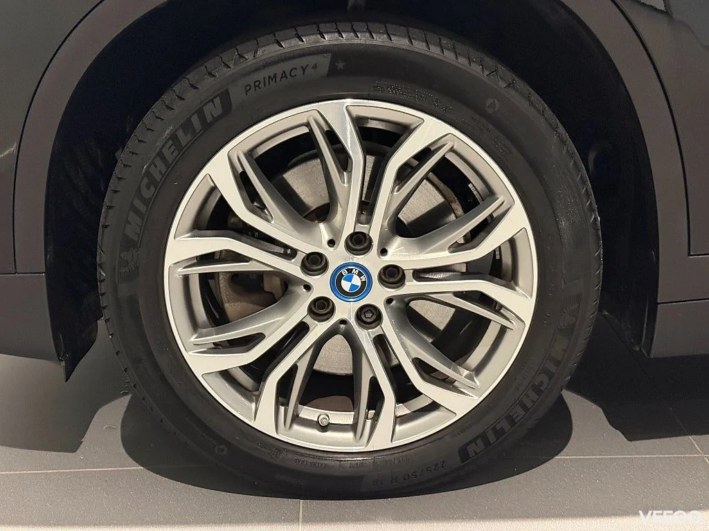 BMW X1 xDrive25e Sport Line Drag HeadUp Rattvärme 0kW