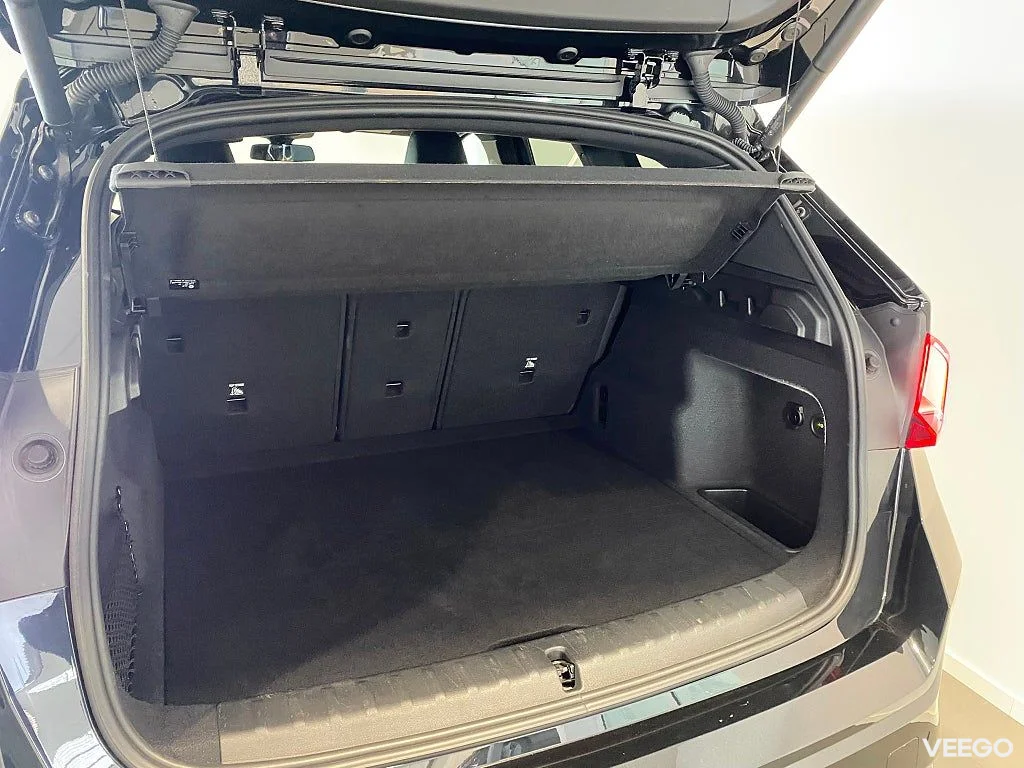 BMW X1 sDrive18i M-Sport Rattvärme Drag Tonade Rutor 0kW