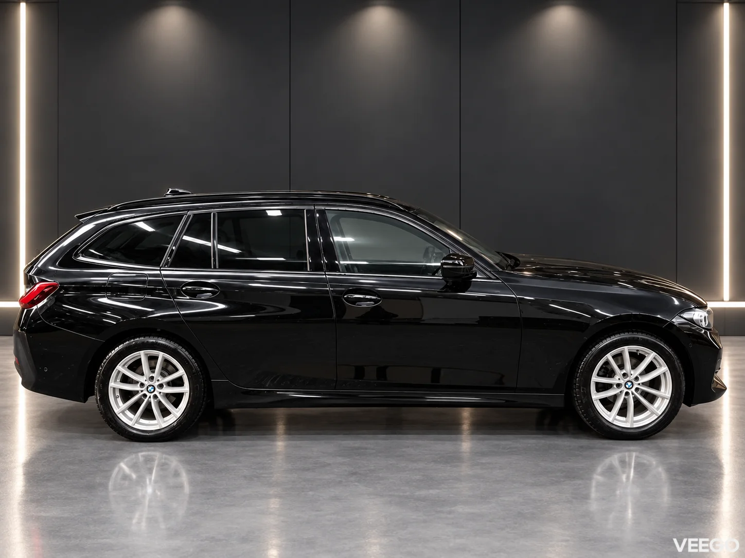 BMW 318 Twin Power Turbo Mildhybrid 2.0 110kW