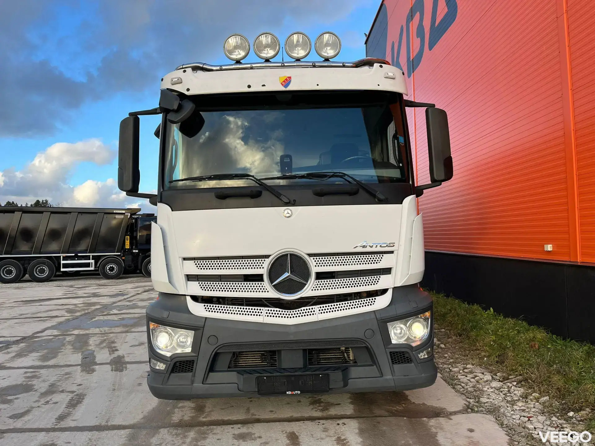 Vehicle Image