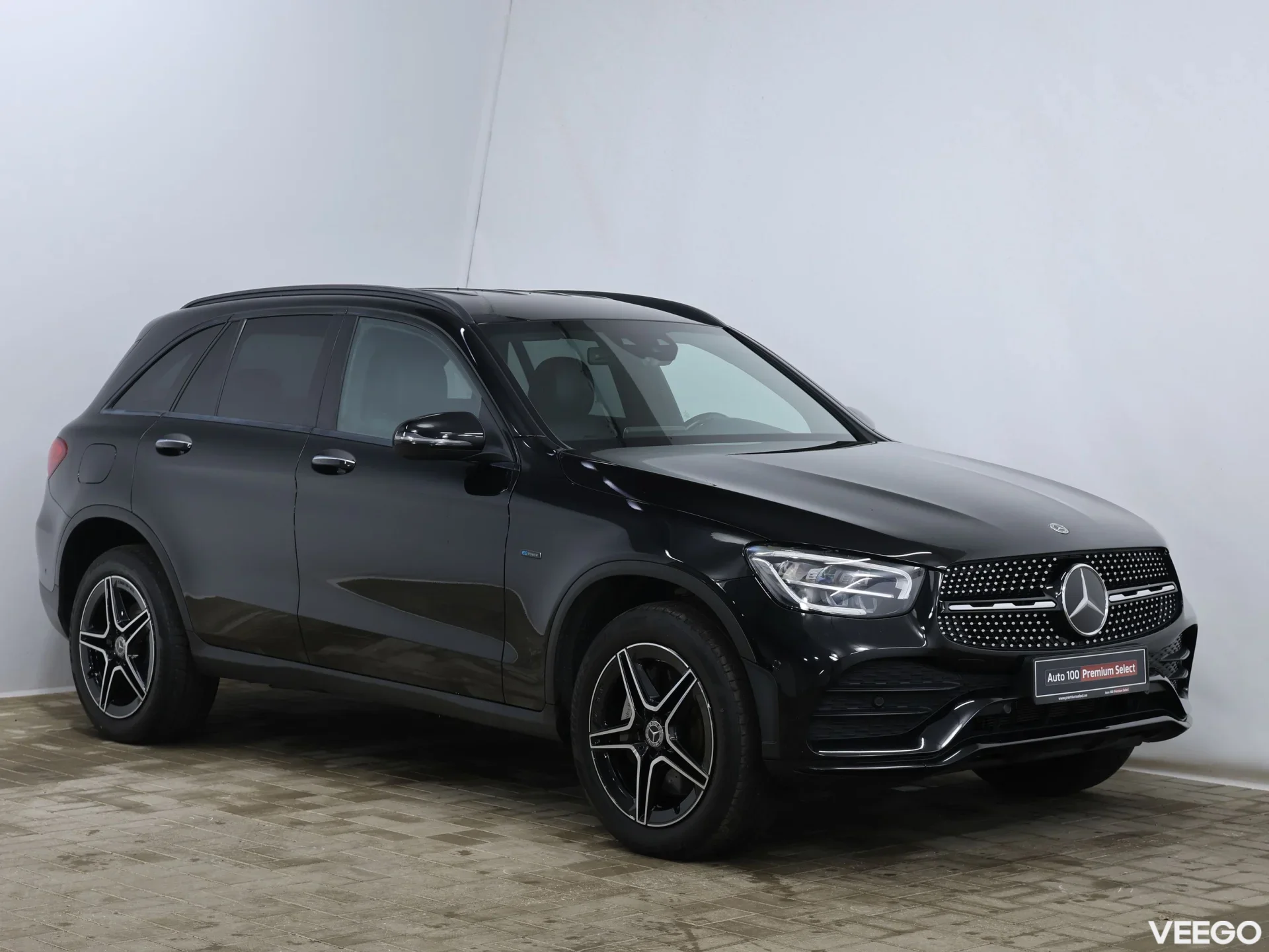 Mercedes-Benz GLC300 DE 4MATIC AMG Night Package 2 225kW