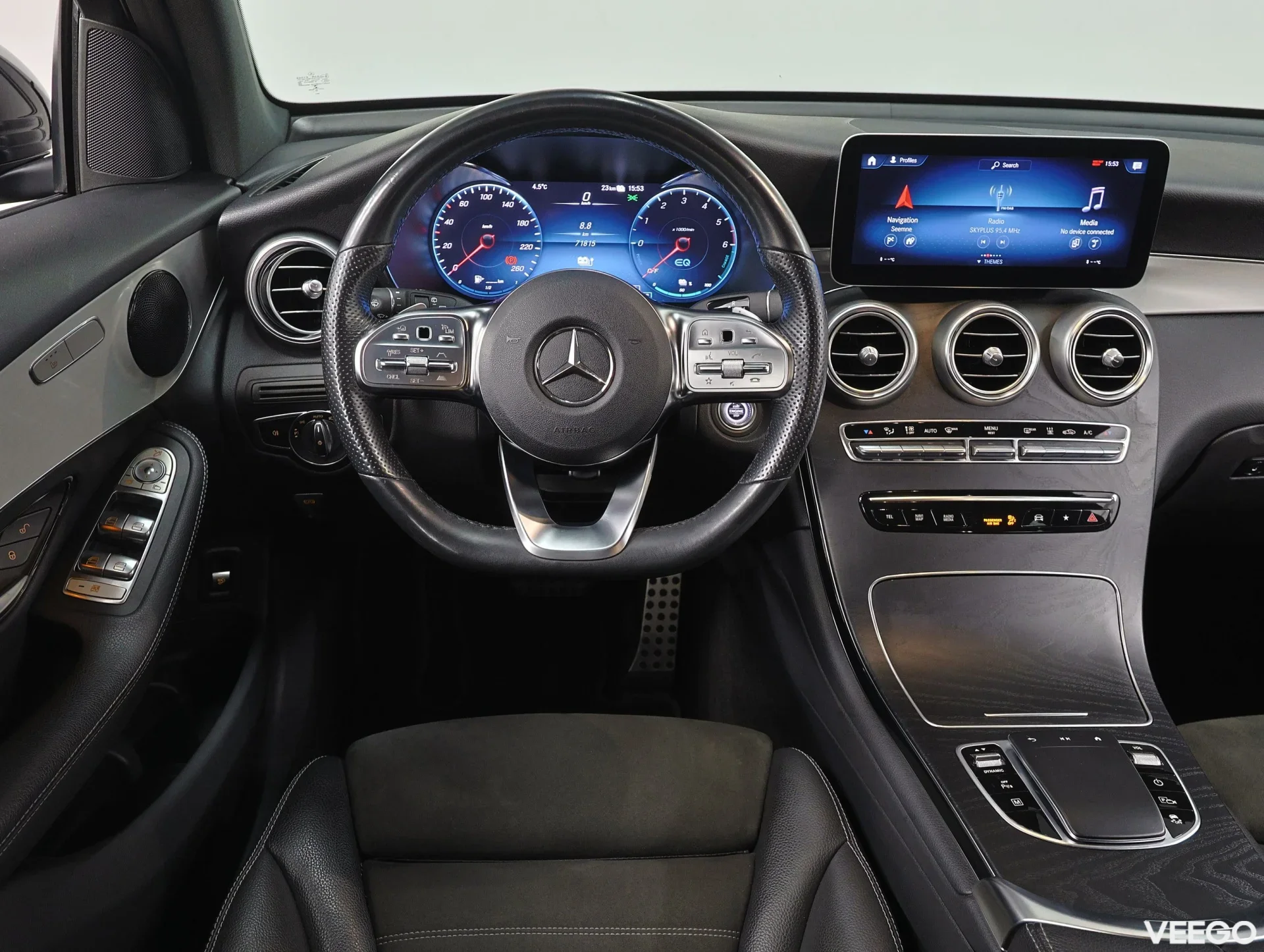 Mercedes-Benz GLC300 DE 4MATIC AMG Night Package 2 225kW