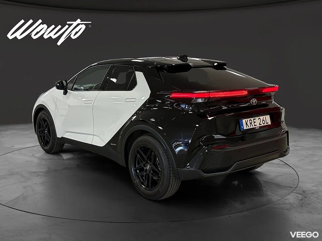 Toyota C-HR Hybrid AWD-i Executive Premiere Edt /Pano /Moms 145kW