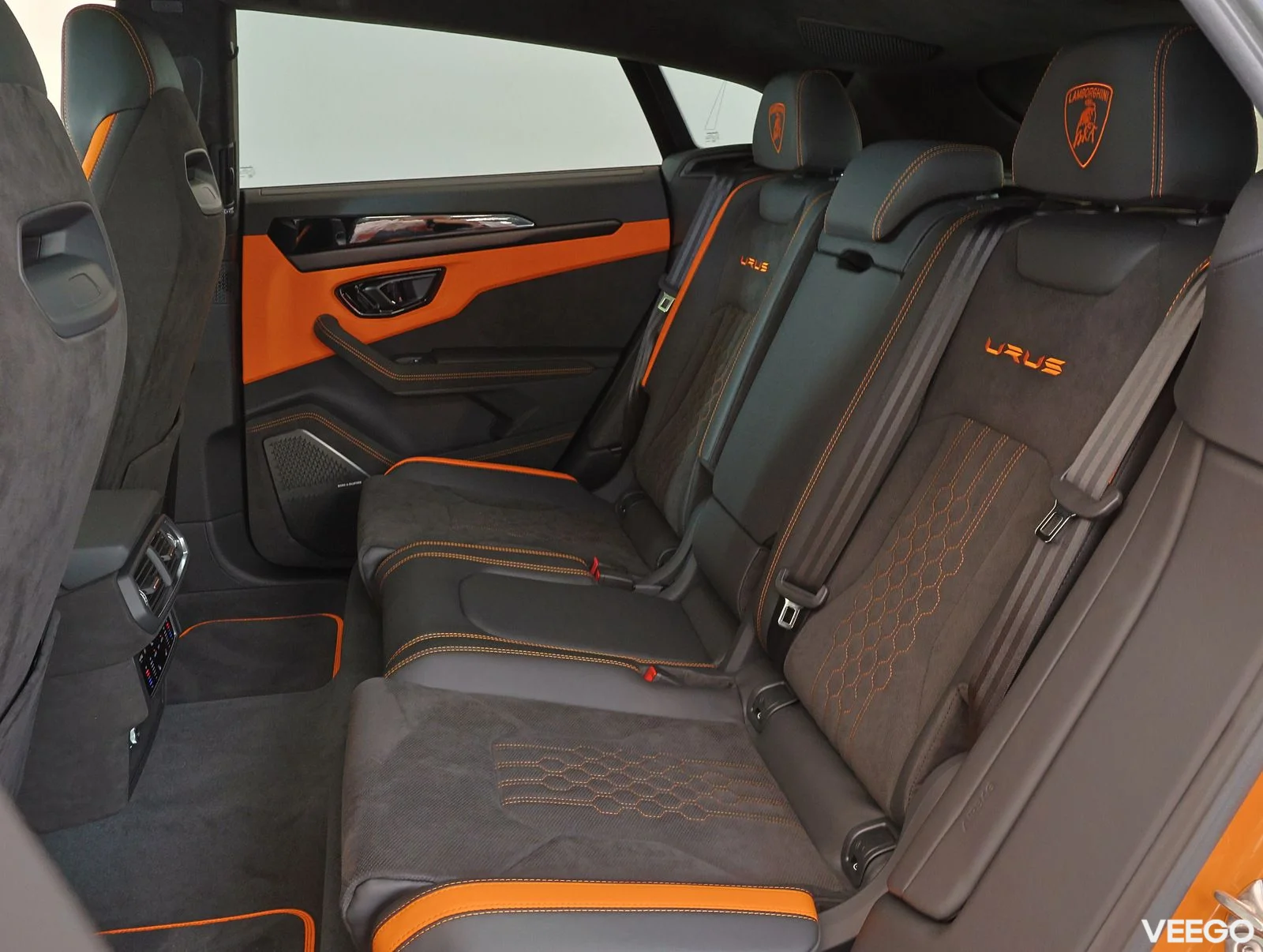 Lamborghini Urus - 490kW