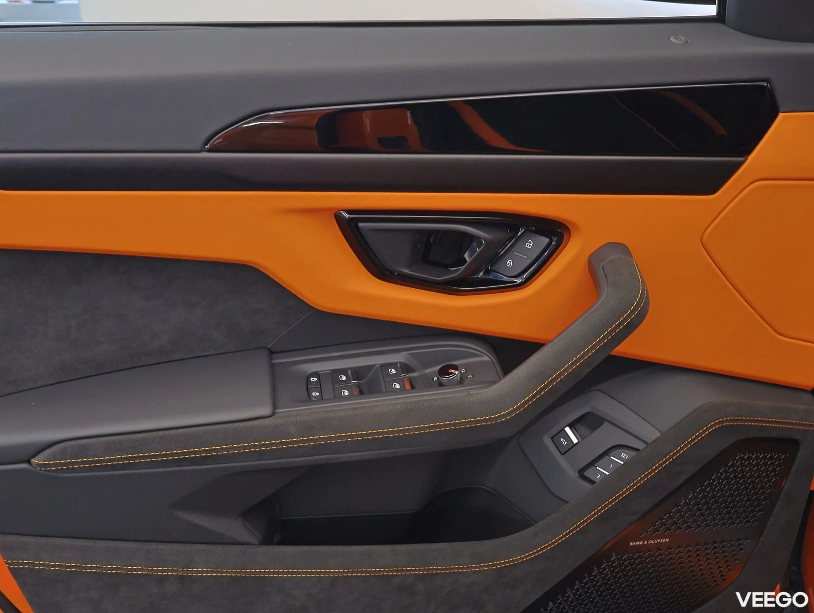 Lamborghini Urus - 490kW