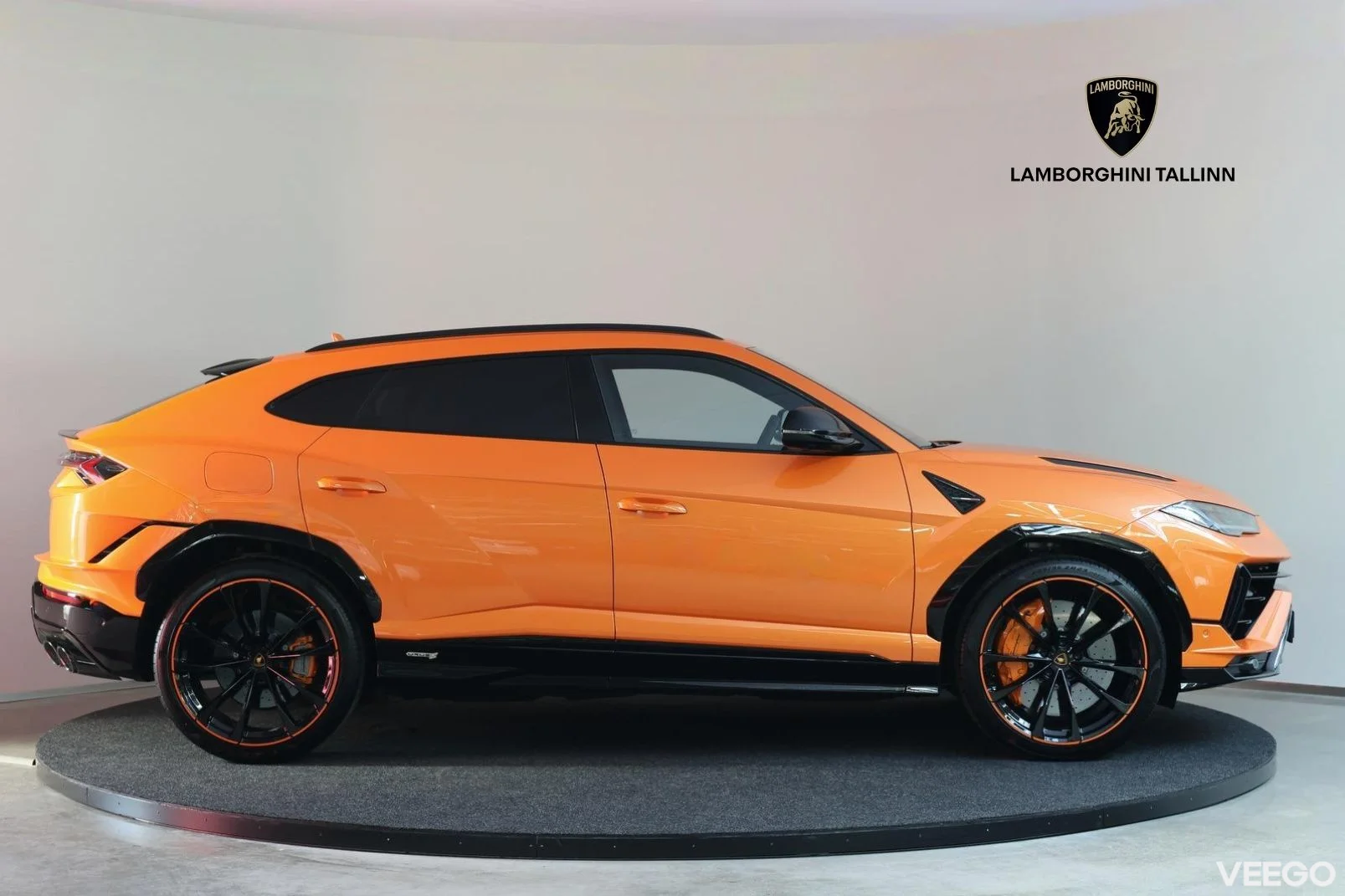 Lamborghini Urus - 490kW